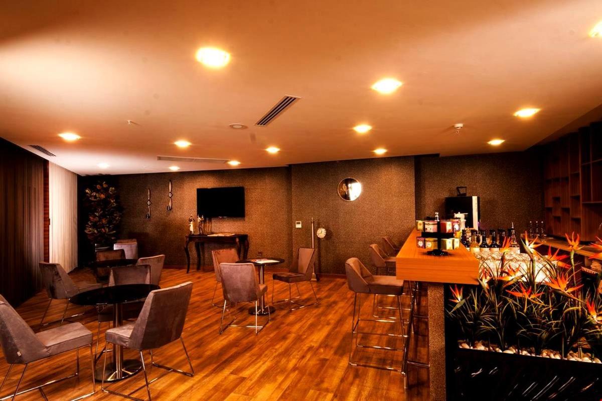 Majura Hotel Business Izmir Bagian luar foto